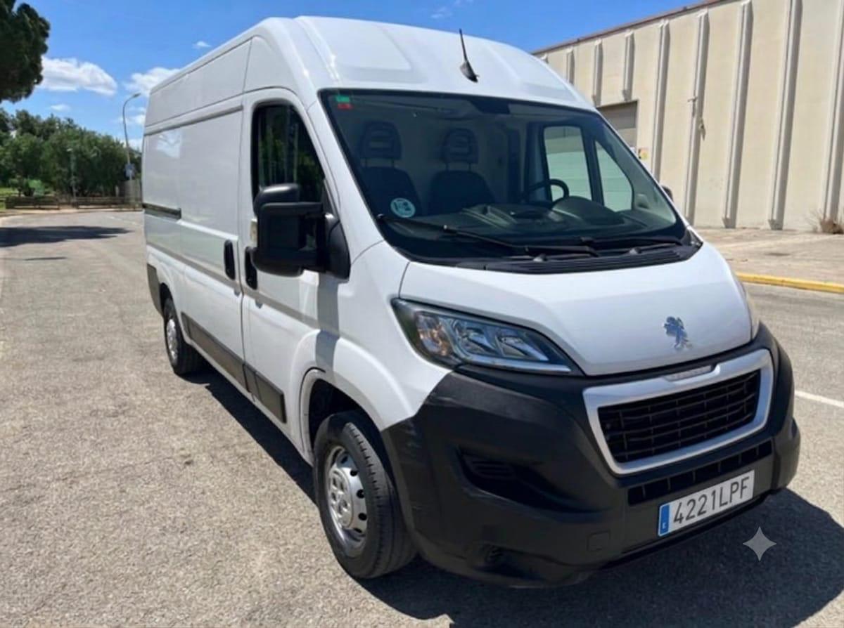 Peugeot Boxer 3 Plazas (V-7)