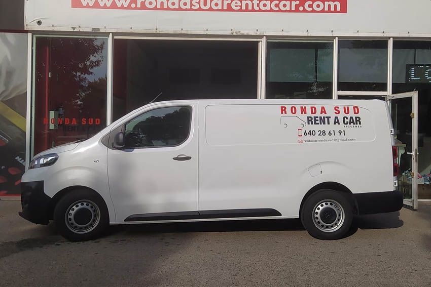 Opel Vivaro 3 plazas (V-8)